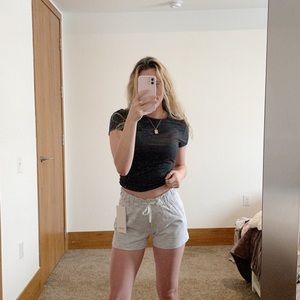 NWT Lululemon On The Fly Shorts Luxtreme